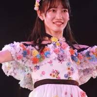 AKB48チーム４「サムネイル」公演幕開け