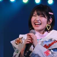 AKB48チーム４「サムネイル」公演幕開け