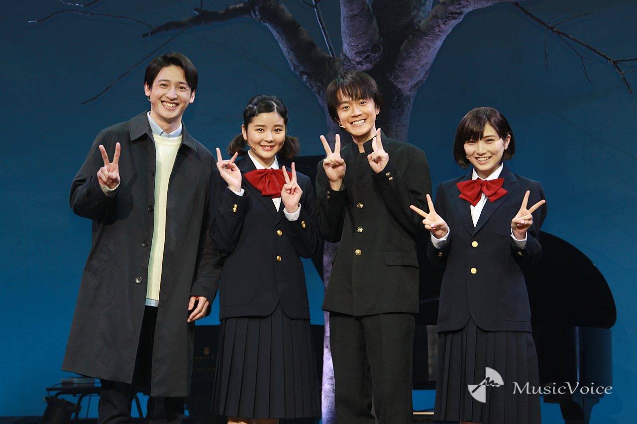 林翔太は「歩く空気清浄機」、田村芽実と岡田奈々が頼る座長　神里優希は「愛されキャラ」