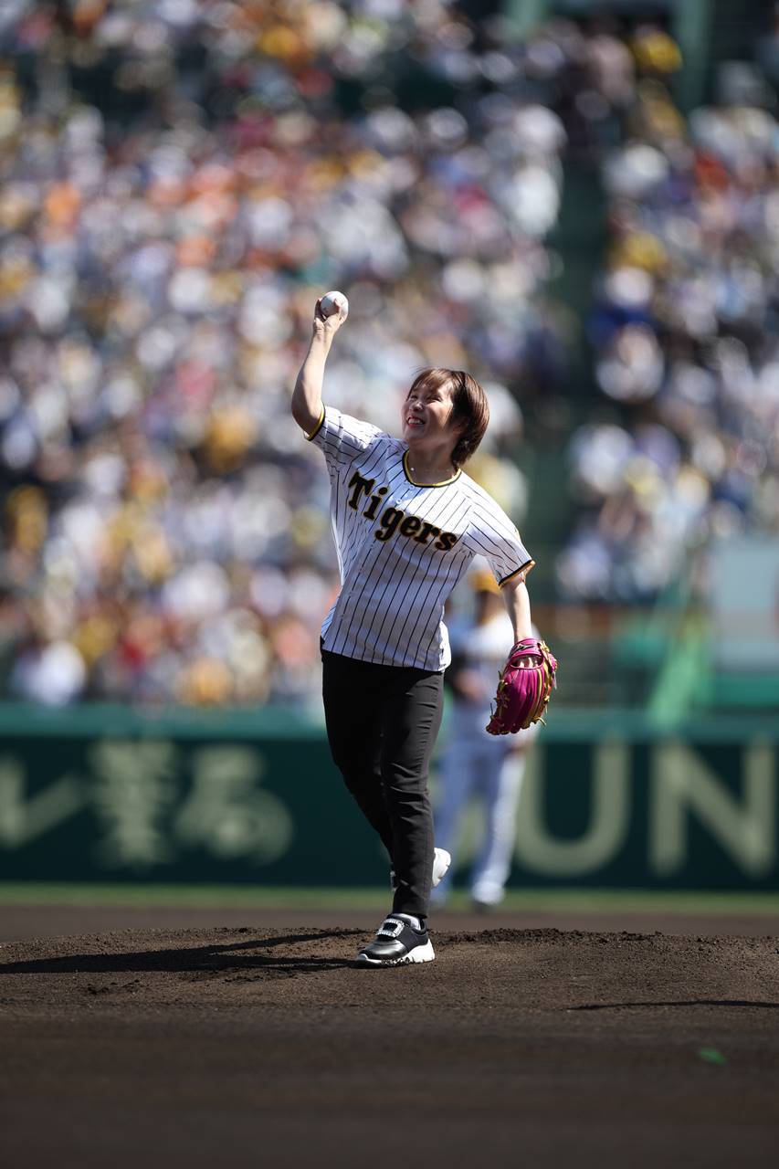 卓球・平野美宇選手、人生初の始球式に挑戦　自己評価は「85点」