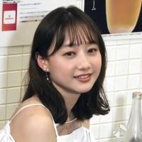 篠崎愛、高田秋、伊藤かりん『肉汁女子会』で語る結婚観「35歳くらいまでには」