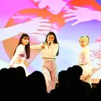 iScream『1st ALBUM「i」Special Release EVENT』