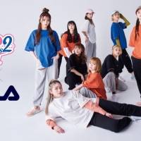 Girls2、メンバーがデザインしたフットウェアとアパレル発売決定