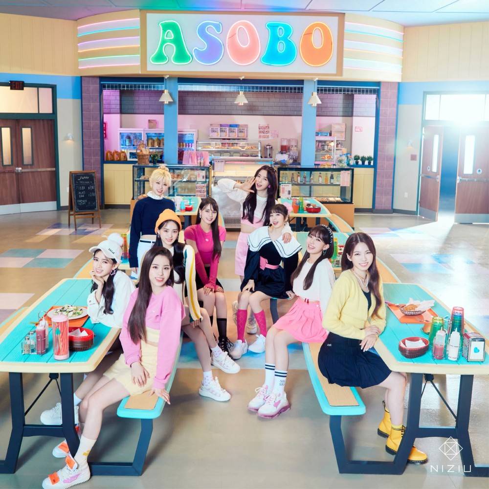 NiziU、新曲 「ASOBO」の英語バージョンをリリース