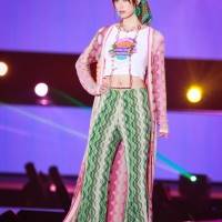 トラウデン直美『GirlsAward 2022 S/S』ANNA SUI