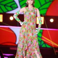 滝沢カレン『GirlsAward 2022 S/S』ANNA SUI