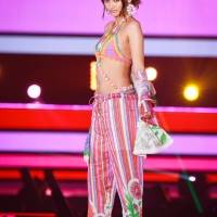 香川沙耶『GirlsAward 2022 S/S』ANNA SUI