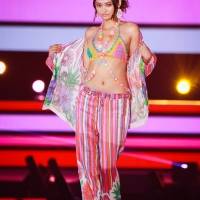香川沙耶『GirlsAward 2022 S/S』ANNA SUI