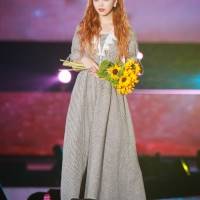 藤田ニコル『GirlsAward 2022 S/S』CALNAMUR
