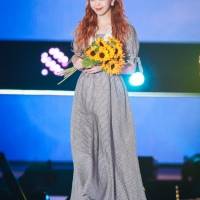 藤田ニコル『GirlsAward 2022 S/S』CALNAMUR