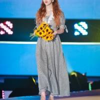 藤田ニコル『GirlsAward 2022 S/S』CALNAMUR
