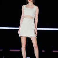 マギー『GirlsAward 2022 S/S』EMODA