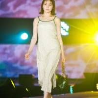 久間田琳加『GirlsAward 2022 S/S』CALNAMUR