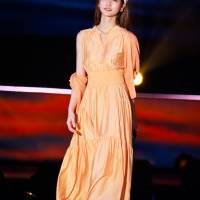 めるる『GirlsAward 2022 S/S』dazzlin