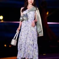 鈴木愛理『GirlsAward 2022 S/S』dazzlin