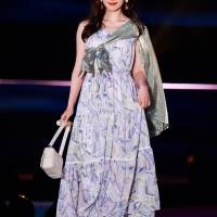鈴木愛理『GirlsAward 2022 S/S』dazzlin