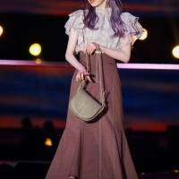 AKB48本田仁美『GirlsAward 2022 S/S』dazzlin