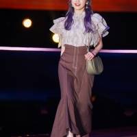 AKB48本田仁美『GirlsAward 2022 S/S』dazzlin
