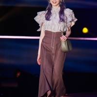 AKB48本田仁美『GirlsAward 2022 S/S』dazzlin