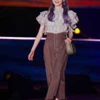 AKB48本田仁美『GirlsAward 2022 S/S』dazzlin