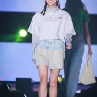 永瀬莉子『GirlsAward 2022 S/S』Seventeen×WEGO
