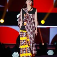 日向坂46佐々木美玲『GirlsAward 2022 S/S』Top of the Hill