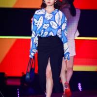 景井ひな『Rakuten GirlsAward 2022 S/S』NYLON × CHARLES & KEITH