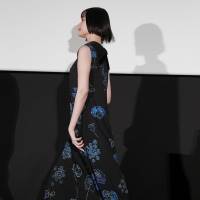 玉城ティナ『ホリック xxxHOLiC』初日舞台挨拶