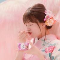 岡崎紗絵「やわもちアイス」CM
