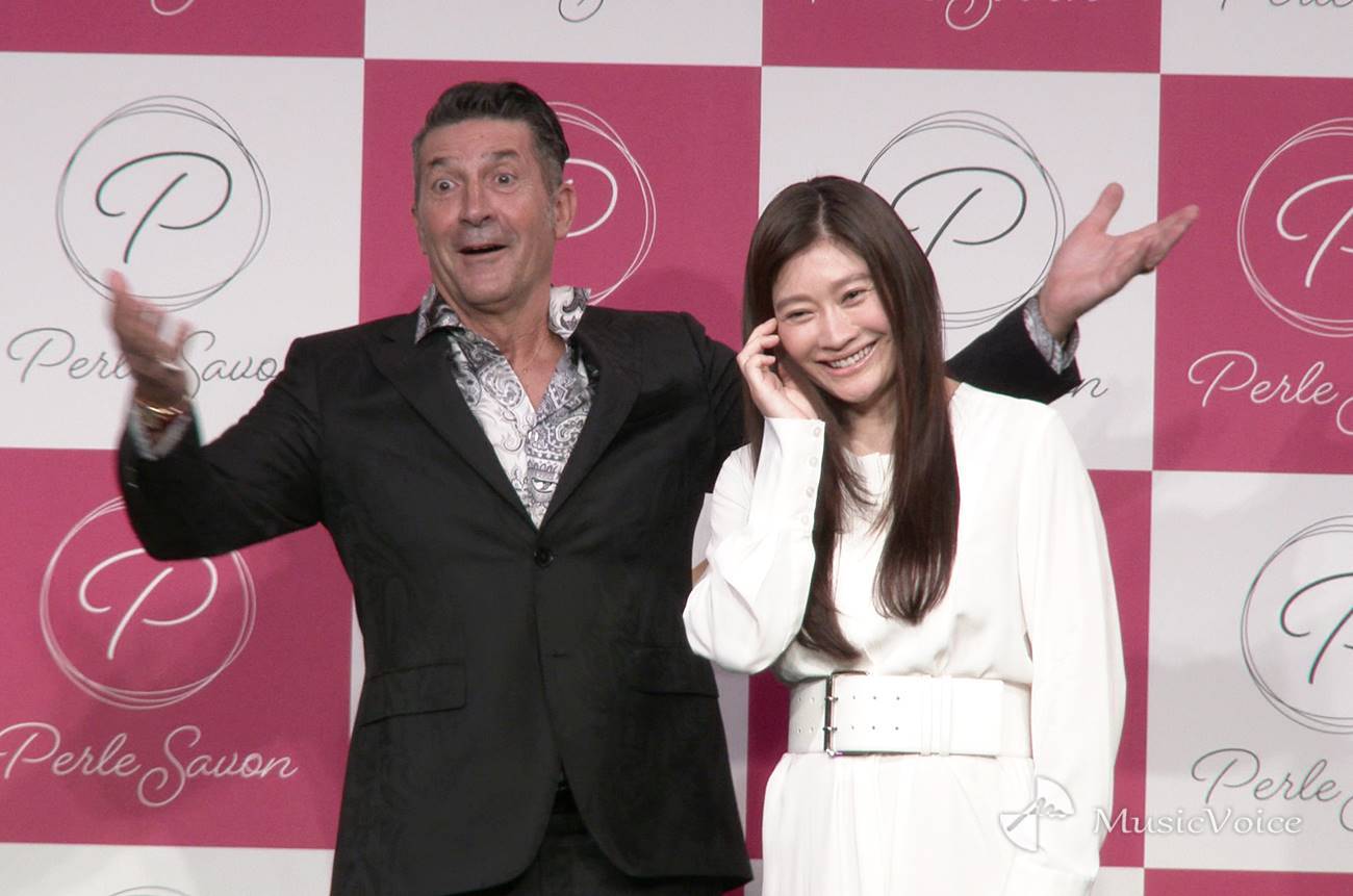 篠原涼子の美髪、メロメロのジローラモに「興奮させないで！」
