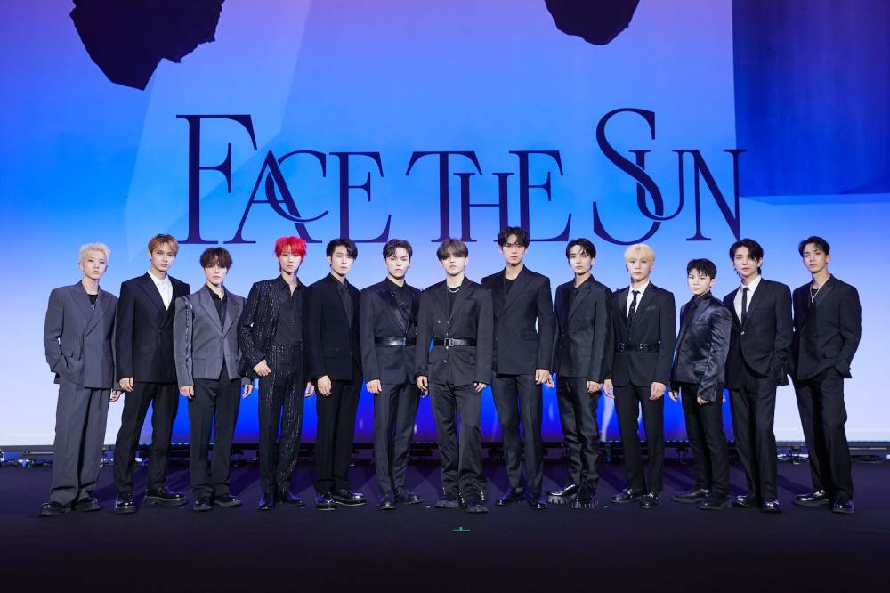 SEVENTEEN、目標は全米１位　4th Album記者会見で見せた気概