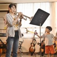 清野菜名『異動辞令は音楽隊！』場面写真