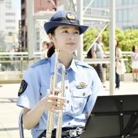 清野菜名、子育てと仕事の両立に悩む音楽隊のトランぺッターに