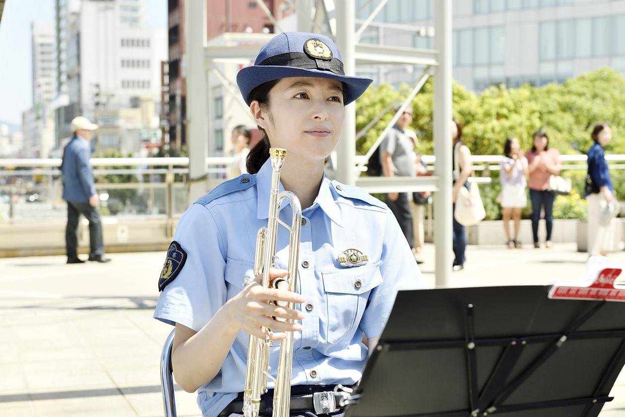 清野菜名、子育てと仕事の両立に悩む音楽隊のトランぺッターに
