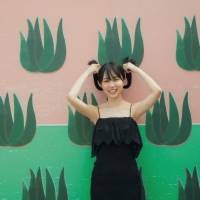 賀喜遥香、坂道グループのソロ1st写真集で歴代１位