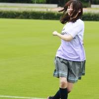 日向坂46影山優佳、女子サッカー新プロジェクト