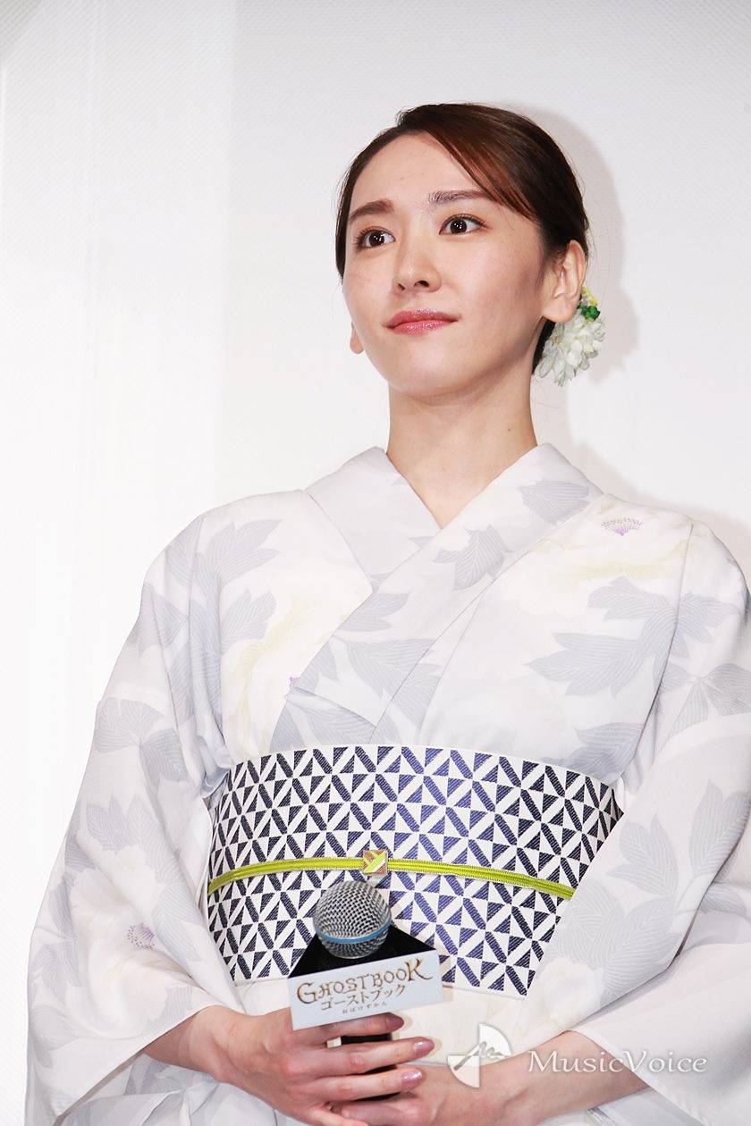 新垣結衣、浴衣姿で短冊に願い「頑丈な体がほしい」　子供の頃の夢は「漫画家」