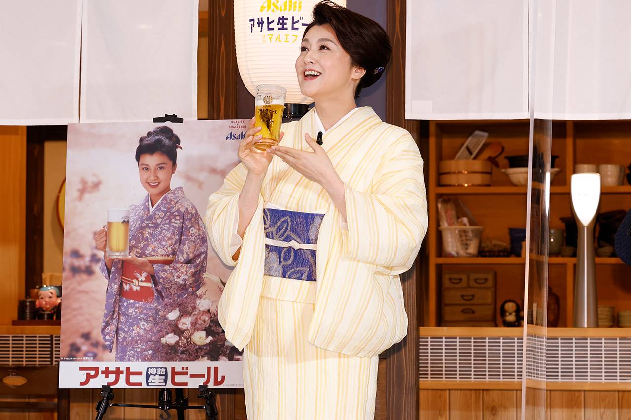 藤原紀香、ヒコロヒーと乾杯「あ゛朝ビール、最高っ！」