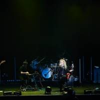 PERSONZ「いつかはみんな自由に」還暦のビートロックが魅了した夜