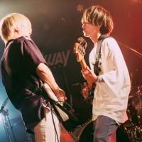 リアクション ザ ブッタ、初のドラマタイアップ「虹を呼ぶ」リリースツアー完遂