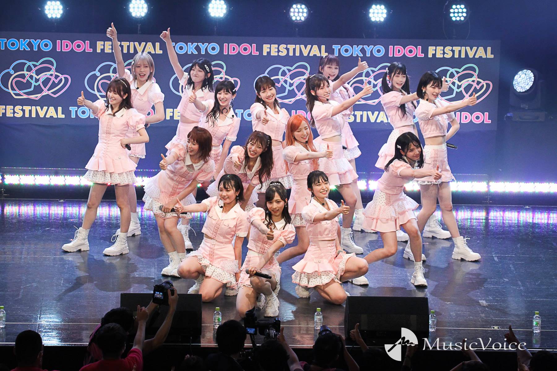 AKB48、ヒット＆レア曲で熱狂　新センター千葉恵里「やっぱりAKBが一番ですよね!?」