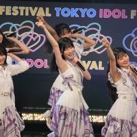 乃木坂46・５期生「TIF」パフォーマンス