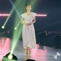 三上悠亜「KANSAI COLLECTION 2022 AUTUMN & WINTER」