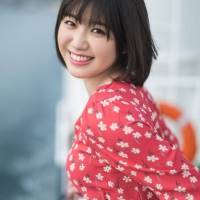 和泉芳怜１st写真集先行カット第２弾