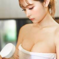 『聖菜1st写真集 anela』の先行カット第3弾