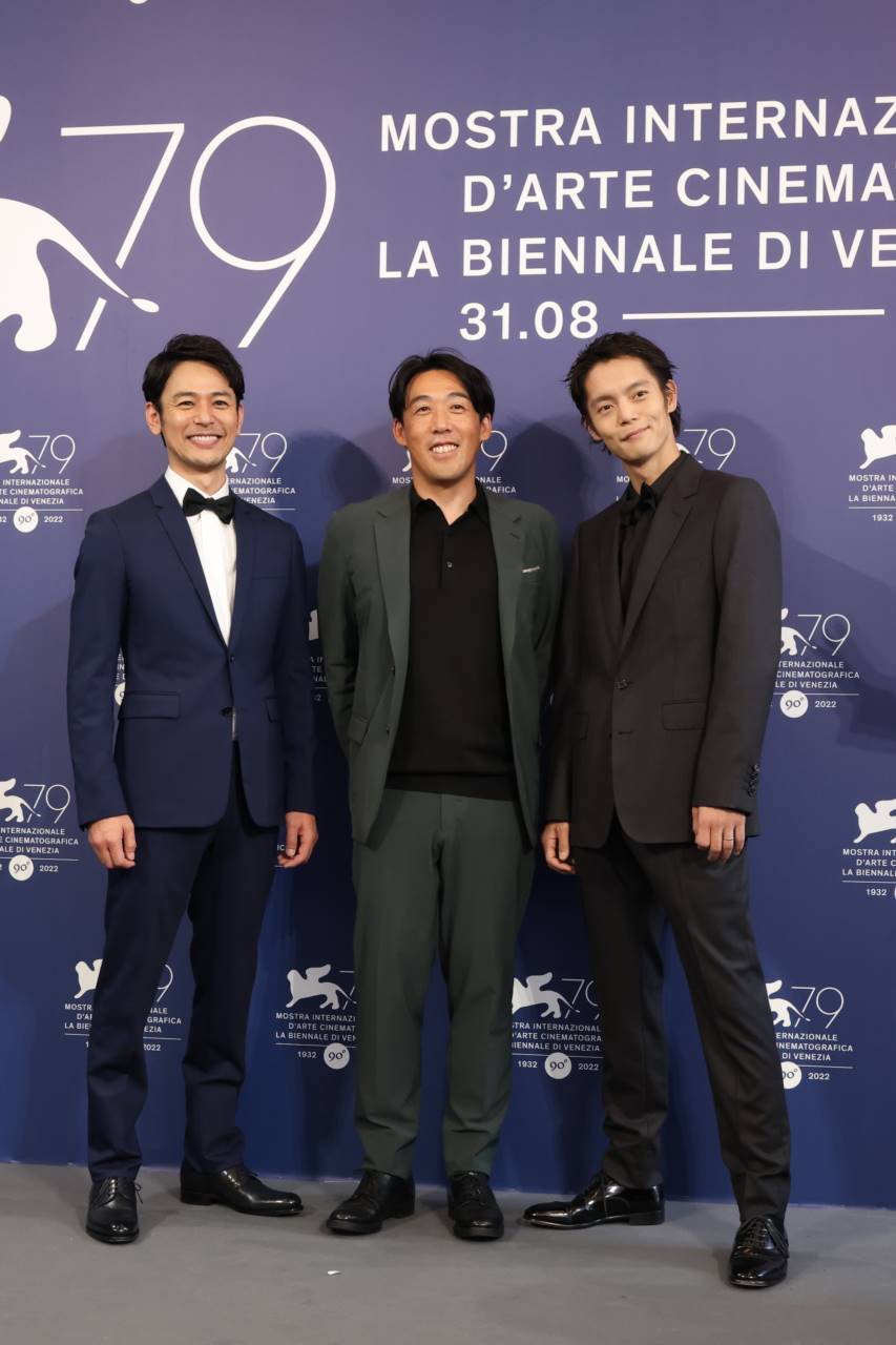 妻夫木聡＆窪田正孝が感動、『ヴェネチア国際映画祭』で拍手に包まれる