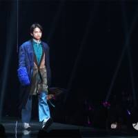 菅生新樹「マイナビ TGC 2022 A/W」