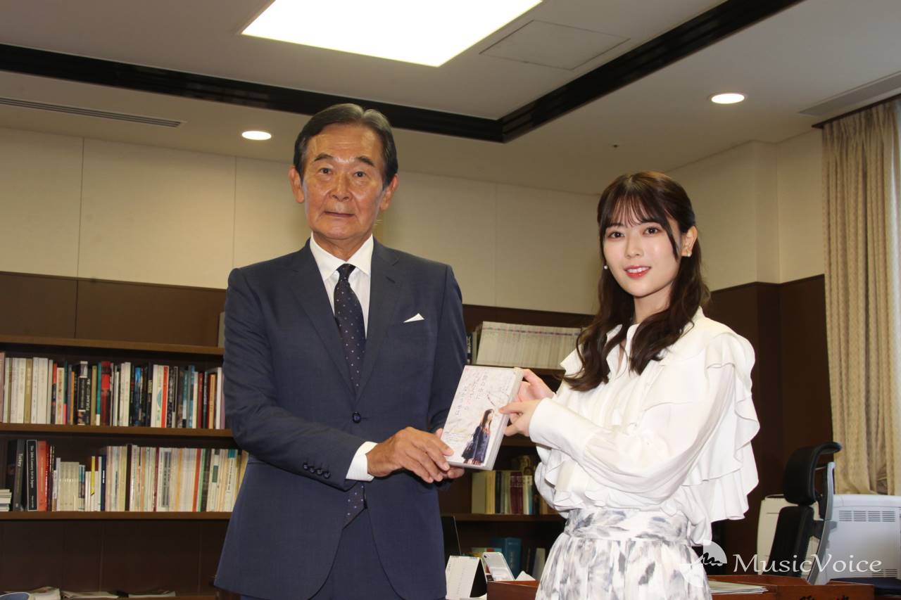 乃木坂46岩本蓮加、文化庁・都倉長官が期待「宝田さんと最後に共演した方、映画史に残る」