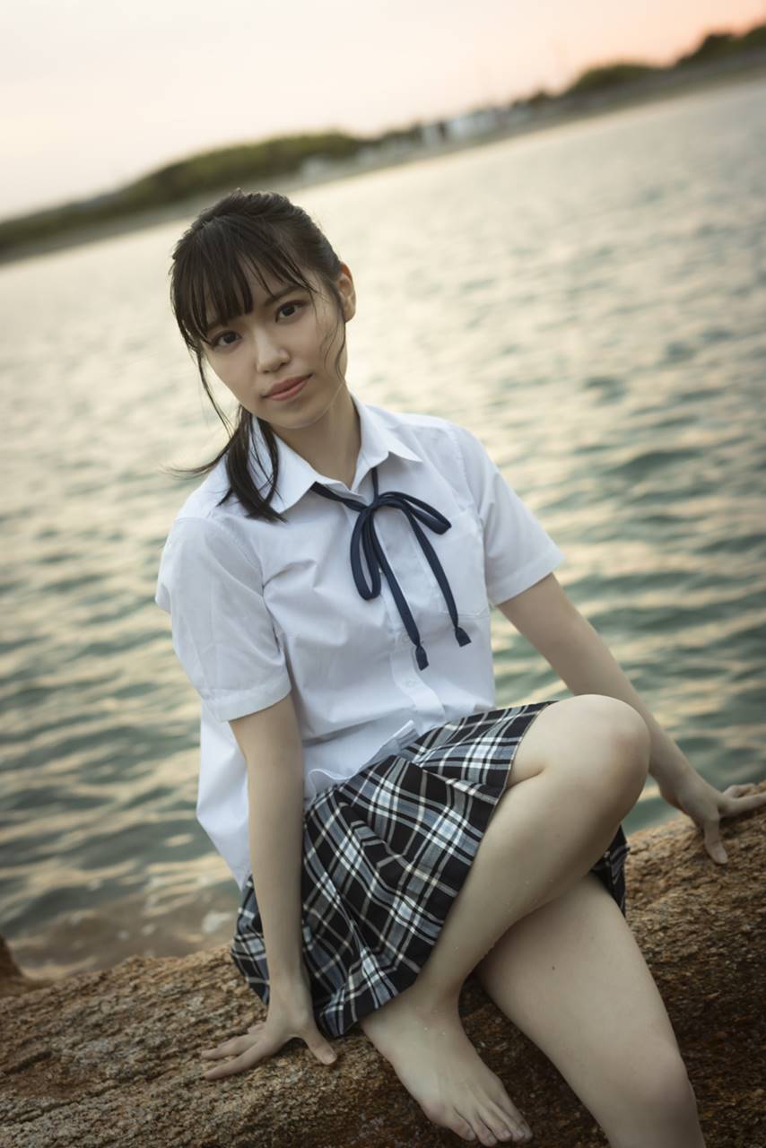 STU48岩田陽菜、1st写真集発売決定「幸せすぎます」大胆肌見せに初挑戦