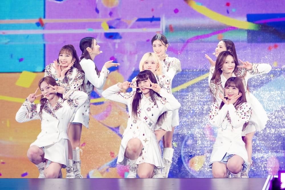 NiziU、全国ツアー東京公演４日で4.5万人動員　11月に初のドームツアー開催